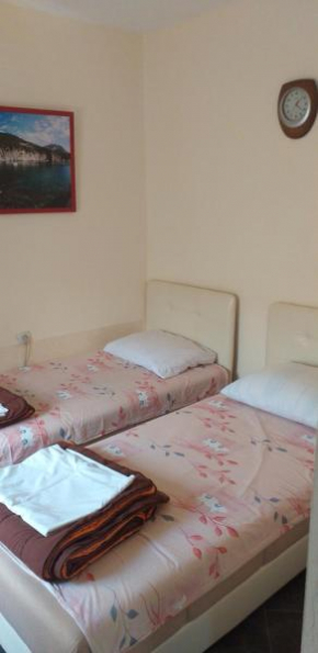 Studio apartment Koviljka